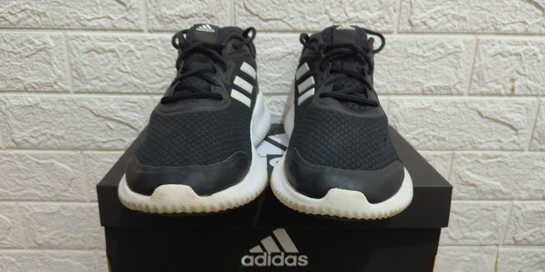 Adidas Alphabounce size 43