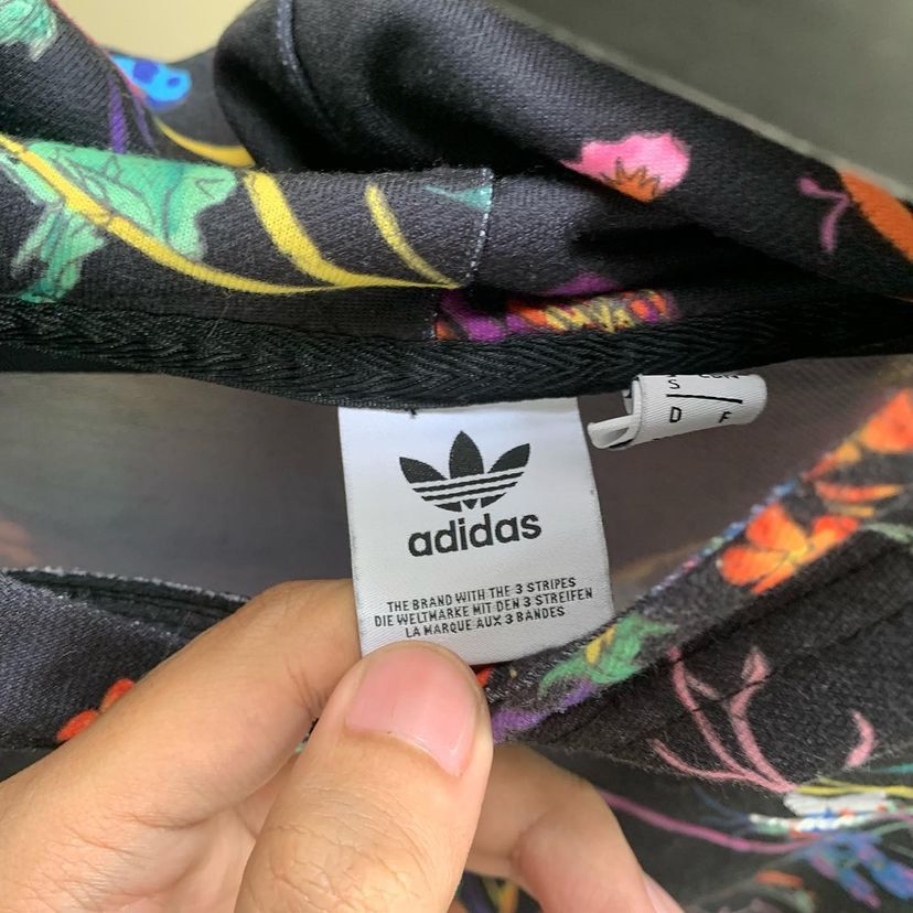 Adidas Original Floral Poisonous Garden Track Cropped Hoodie Jacket Women s Fashion Coats Jackets and Outerwear on Carousell