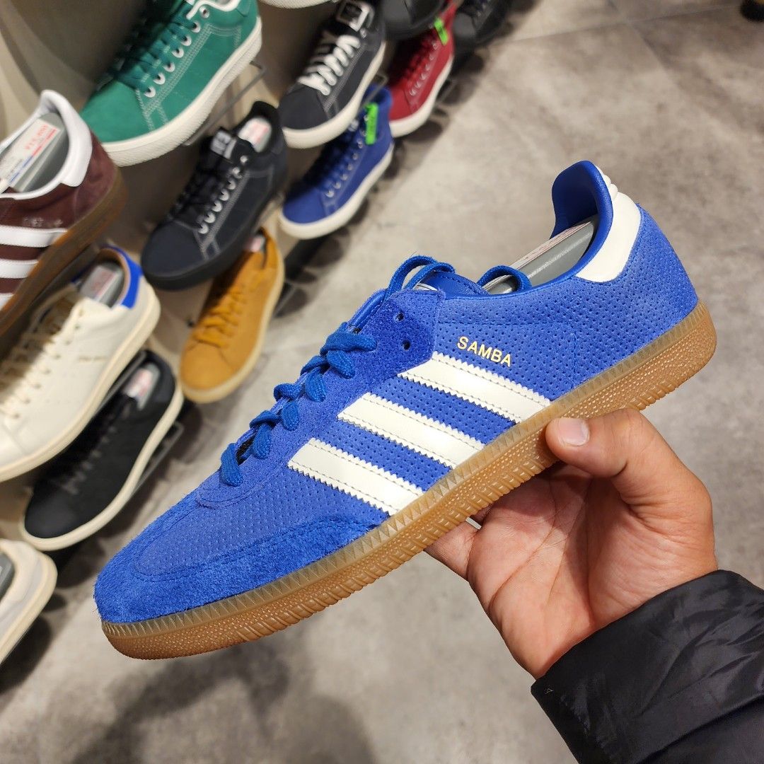 Samba B Adidas Samba, Men's Fashion, Footwear, Sneakers on Carousell