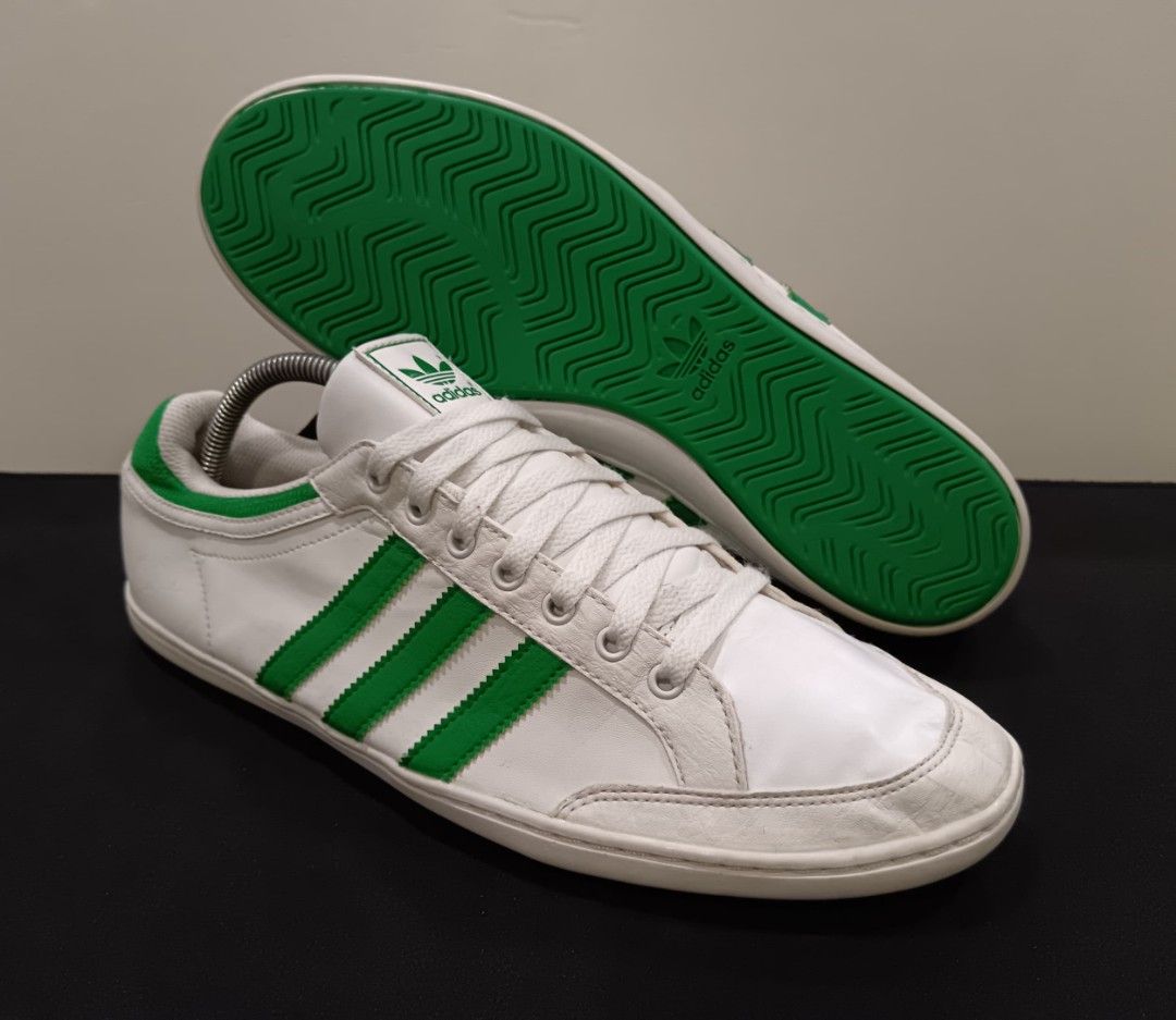 ADIDAS Sneakers Classic 9.5uk Kondisi Padu Men s Fashion