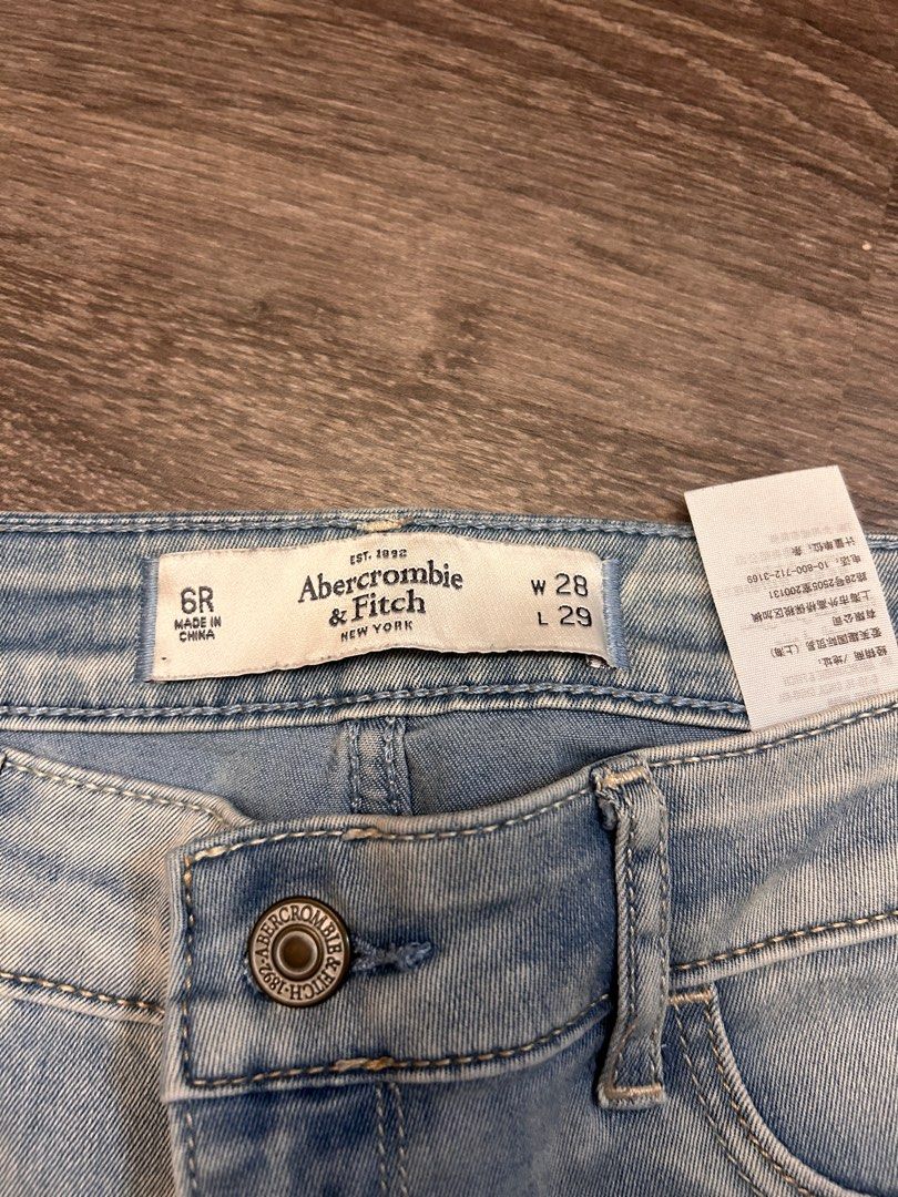 W 28 deals l 32 jeans