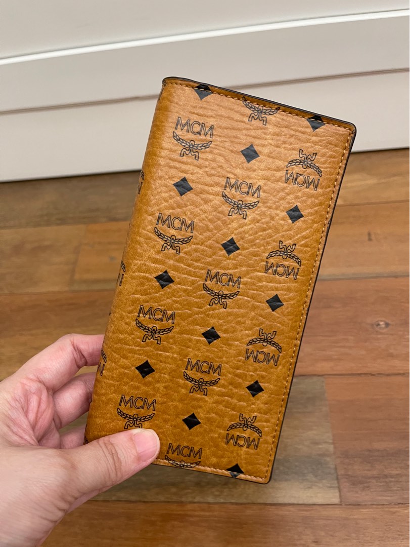 Mcm long cheap wallet men