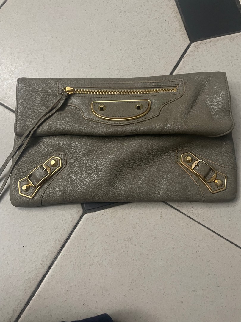 balenciaga envelope