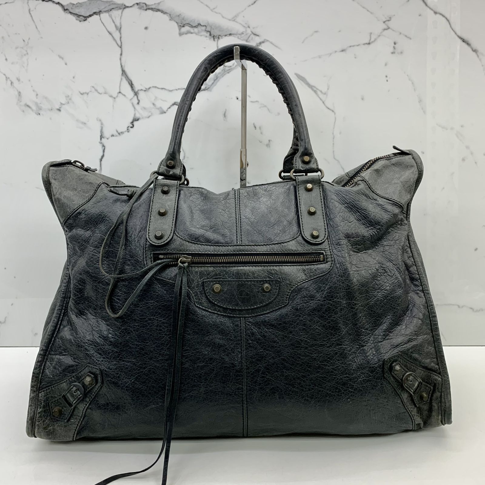 Balenciaga weekender price new arrivals