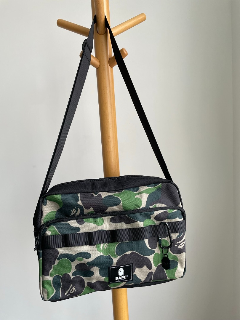 Bape Camo Sling Bag 2021 (100 original), Men's Fashion, Bags, Sling
