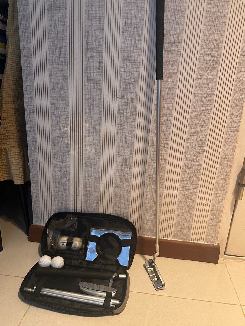 Beginner golf set sports equipment sports games golf on carousell
