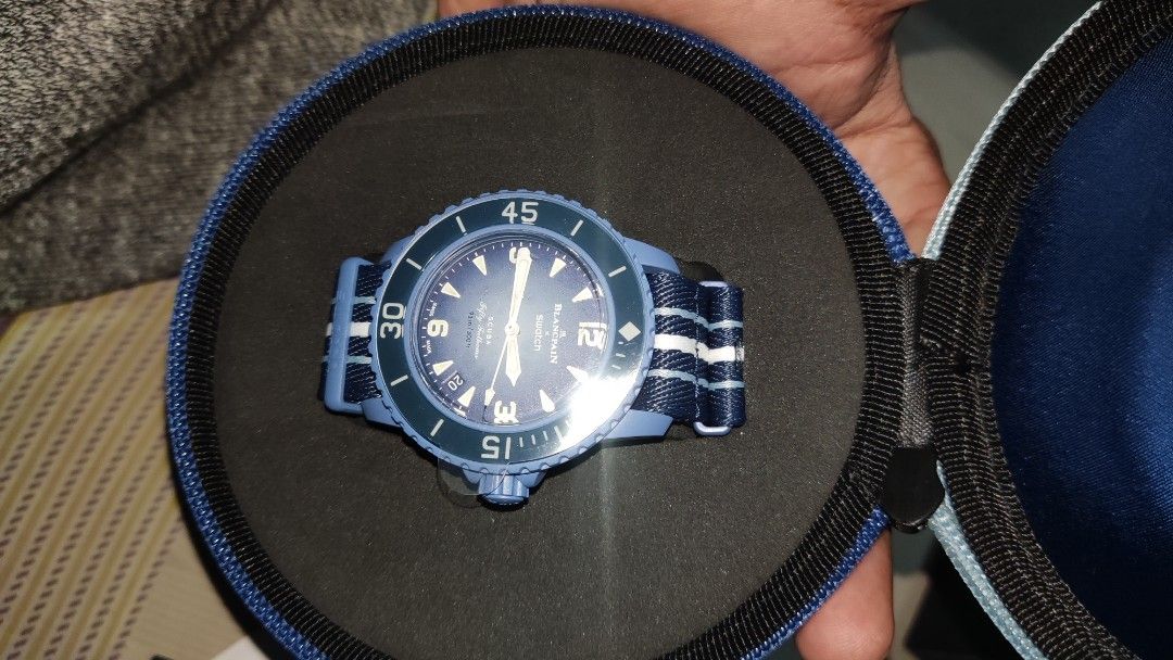 Blancpain x Swatch Atlantic Ocean (Category: Luxury Watches) located in Cebu City. Submitted by jayrasplico (Listing ID 1265090802, Image 3). Description: For Sale: Blancpain x Swatch Atlantic Ocean Brand New Complete with receipt 28,000 only free shipping thru LBC COP Meet-up Anywhere near Cebu City Can do video call anytime for legit checking. Thank you...