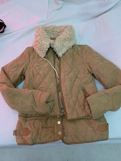 (Category: ) located in . Submitted by empress_closet (Listing ID 1265037654, Image 1). Description: .