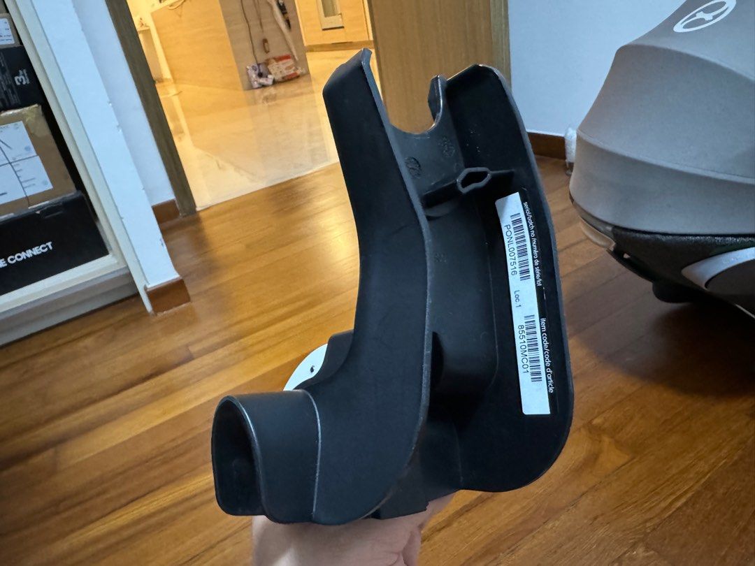 Bugaboo car seat adaptor, Babies & Kids, Going Out, Other Babies Going Out Needs on Carousell