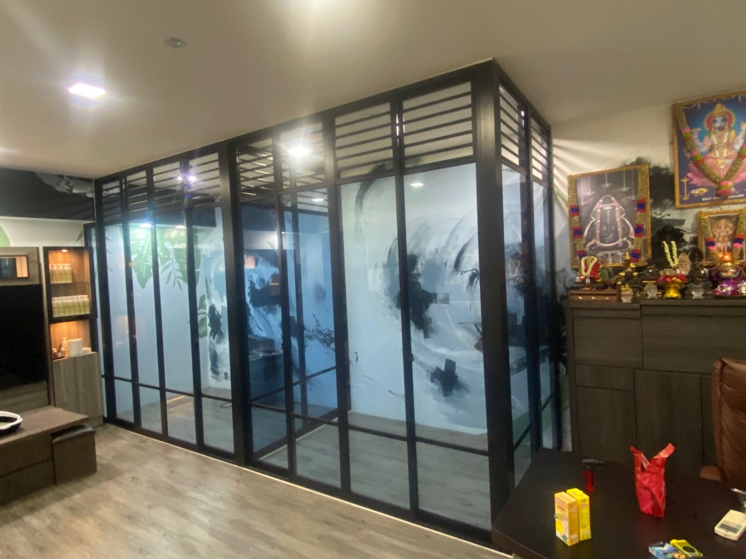 Image showcasing Cat Bird Dog Parrot cage sanctuary pet house room small animal ...