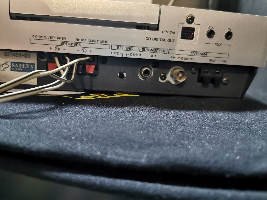 CD Player Yamaha Natural Sound CD Receiver Aux Subwoofer add on