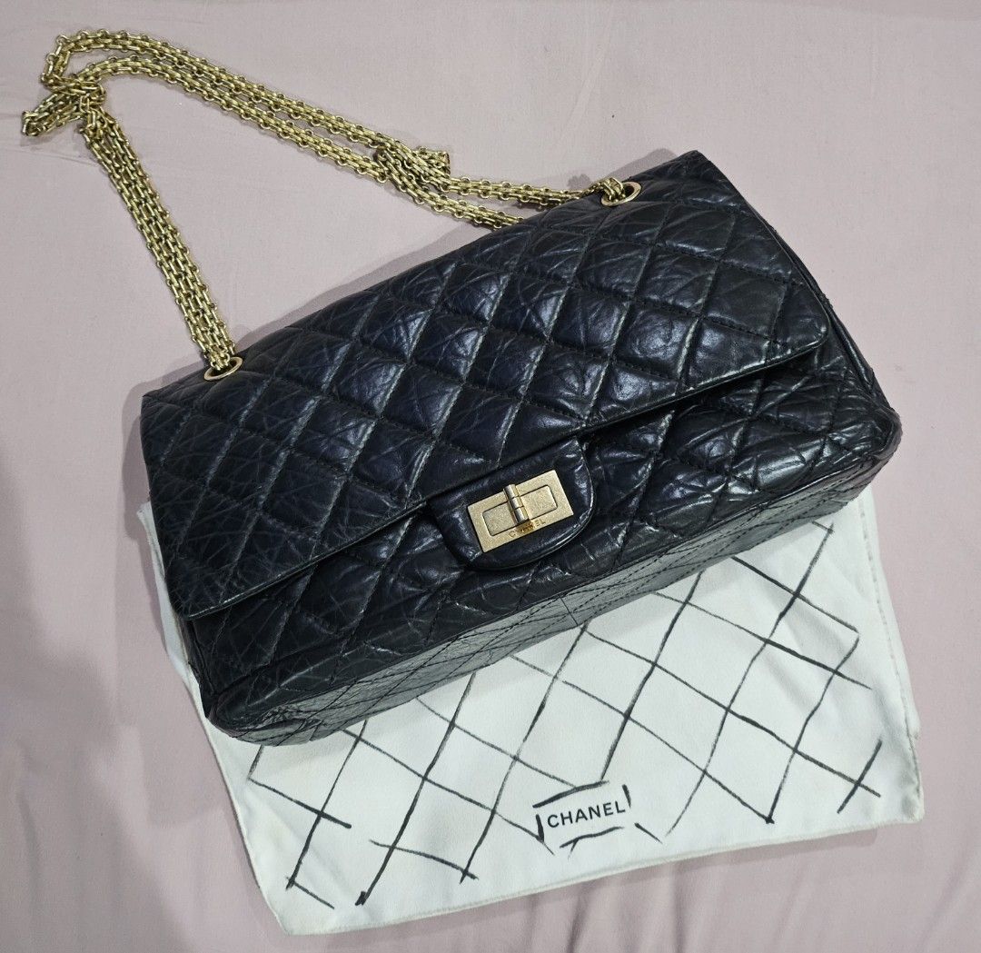 Chanel Flap Bag 2.55 SHW Medium , Luxury, Bags & Wallets on Carousell