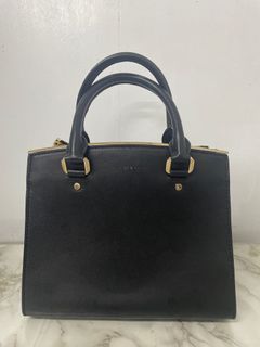 黑色手提小CK包