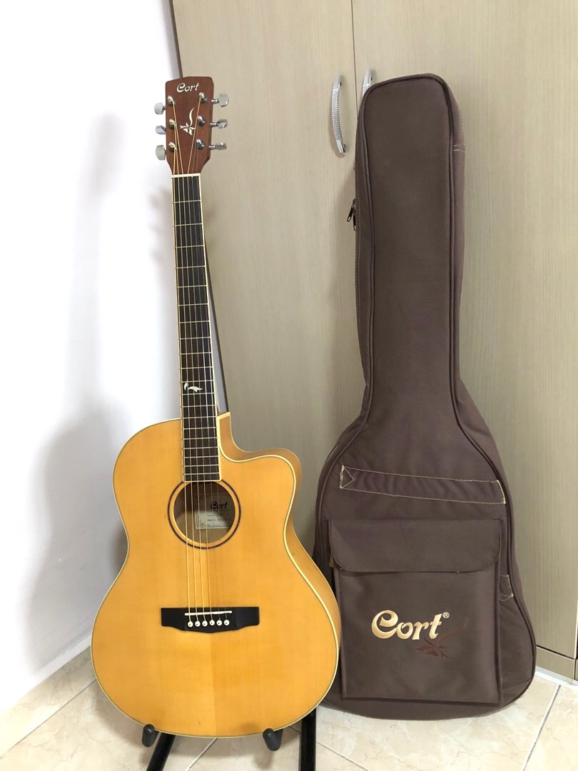 Cort Jade 2 Acoustic Guitar, Hobbies & Toys, Music & Media, Musical ...