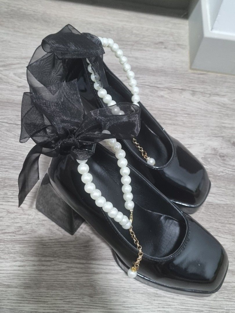Cute cheap black heels online