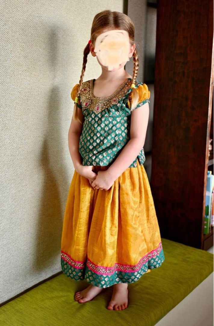 Deepavali costume for hotsell girl