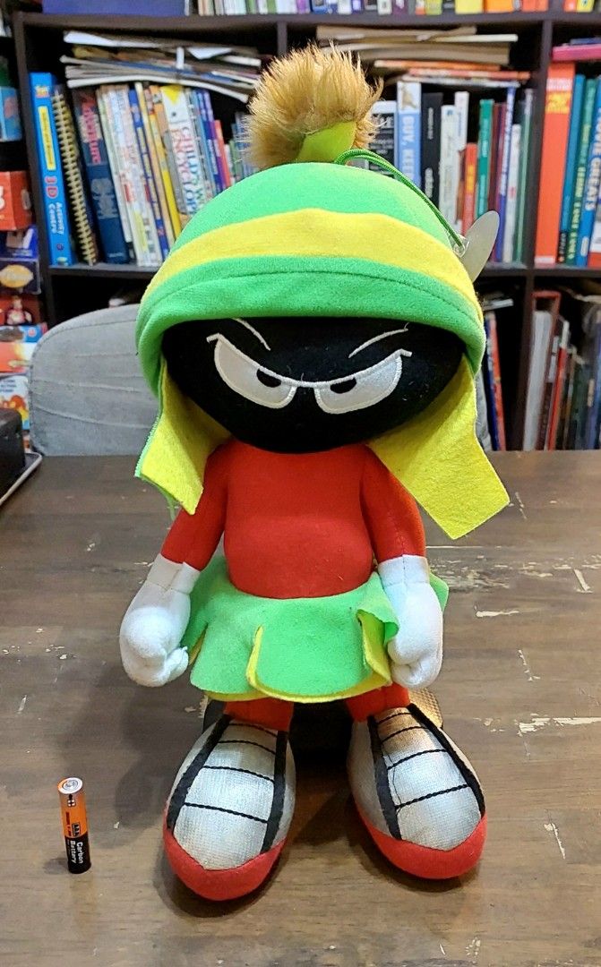 Disney MARVIN THE MARTIAN Plush Doll With Suction Hobbies