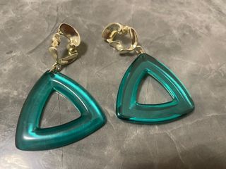 綠色壓克力大三角Earring_00.個性風保證不撞款