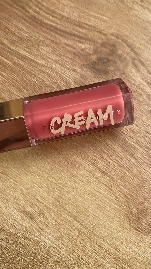 Fenty Gloss in Cupcakin, Beauty & Personal Care, Face, Makeup on Carousell