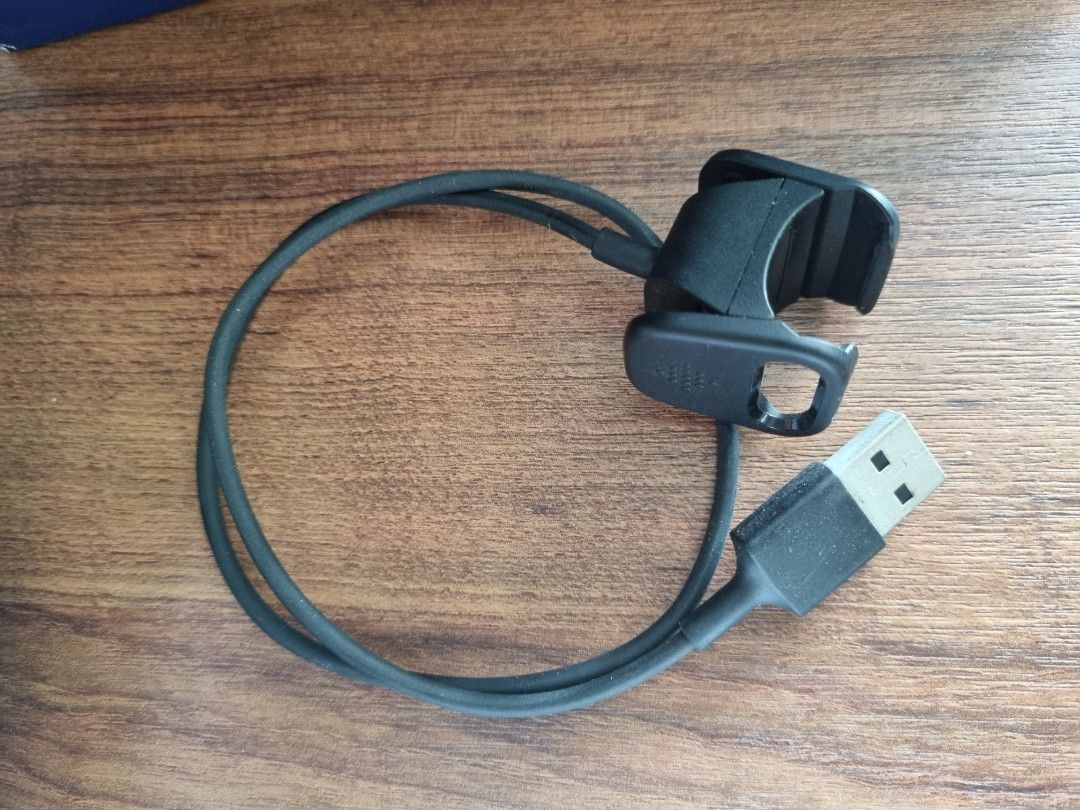 Fitbit charge 3 charger Mobile Phones Gadgets Wearables