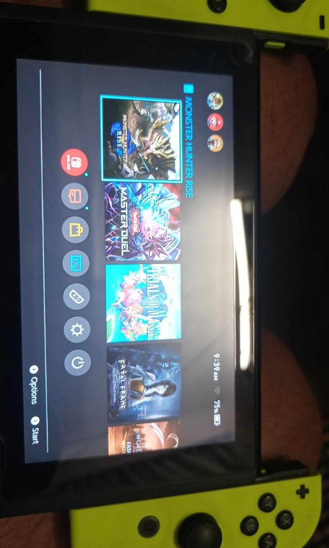 For sale my nintendo switch v2,free 1 game monster hunter,memory card