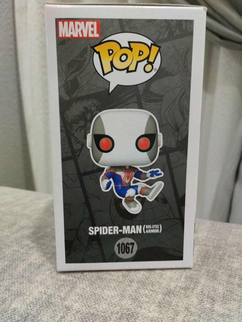 Funko Pop! + Protector: Marvel Spider-Man (Bug-Eyes Armor) (Winter