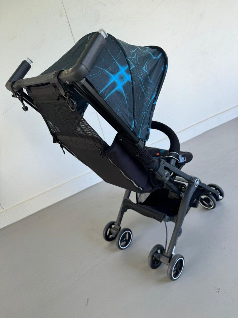 Stroller pockit sales untuk newborn