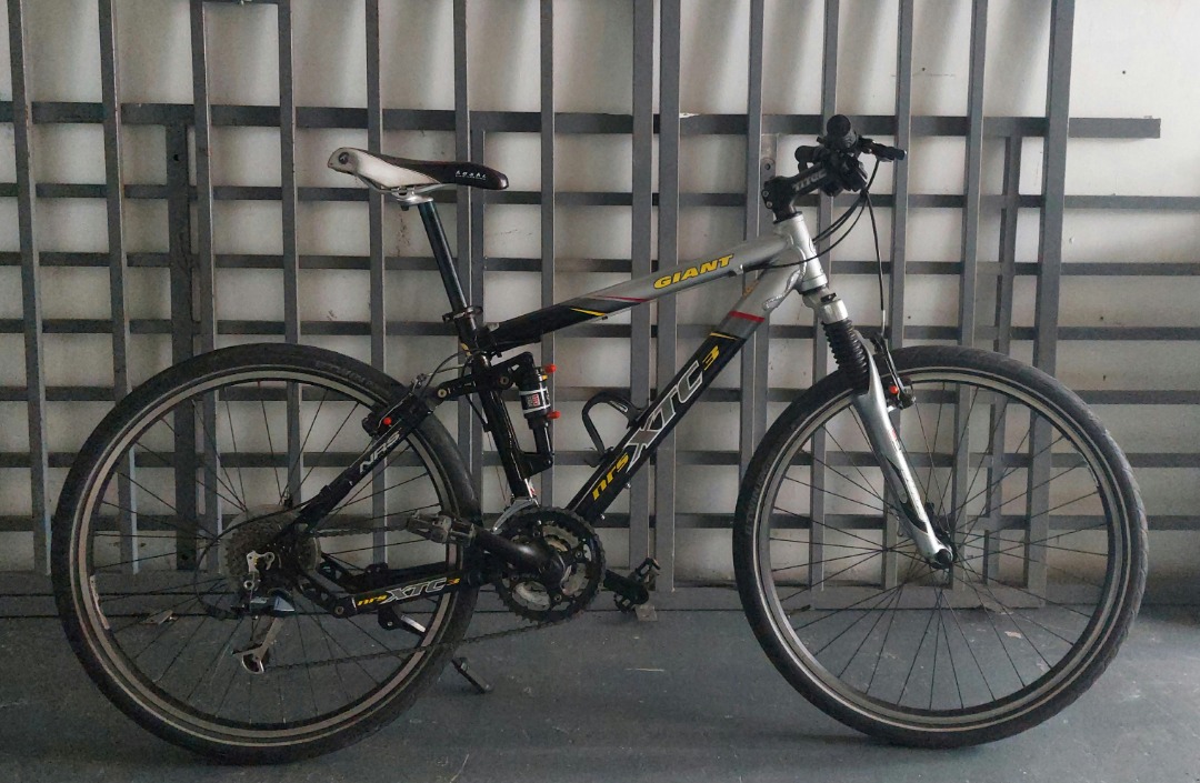 Giant xtc full suspension sales