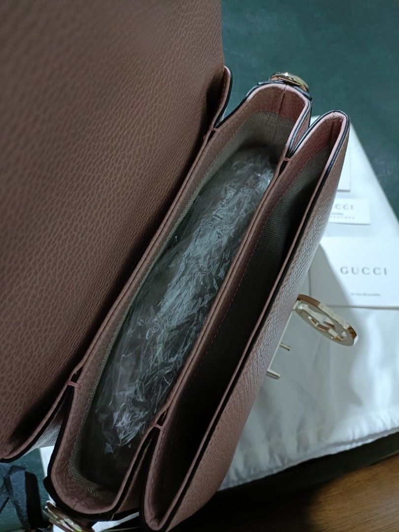 Gucci Dollar Interlocking G Top Handle Bag (Soft Pink) (Category: Luxury Bags & Wallets) located in Quezon City. Submitted by so.pretty (Listing ID 1265123988, Image 3). Description: ORIGINAL 💯 Rank A to SA Please DM for more infos and photos 😉.