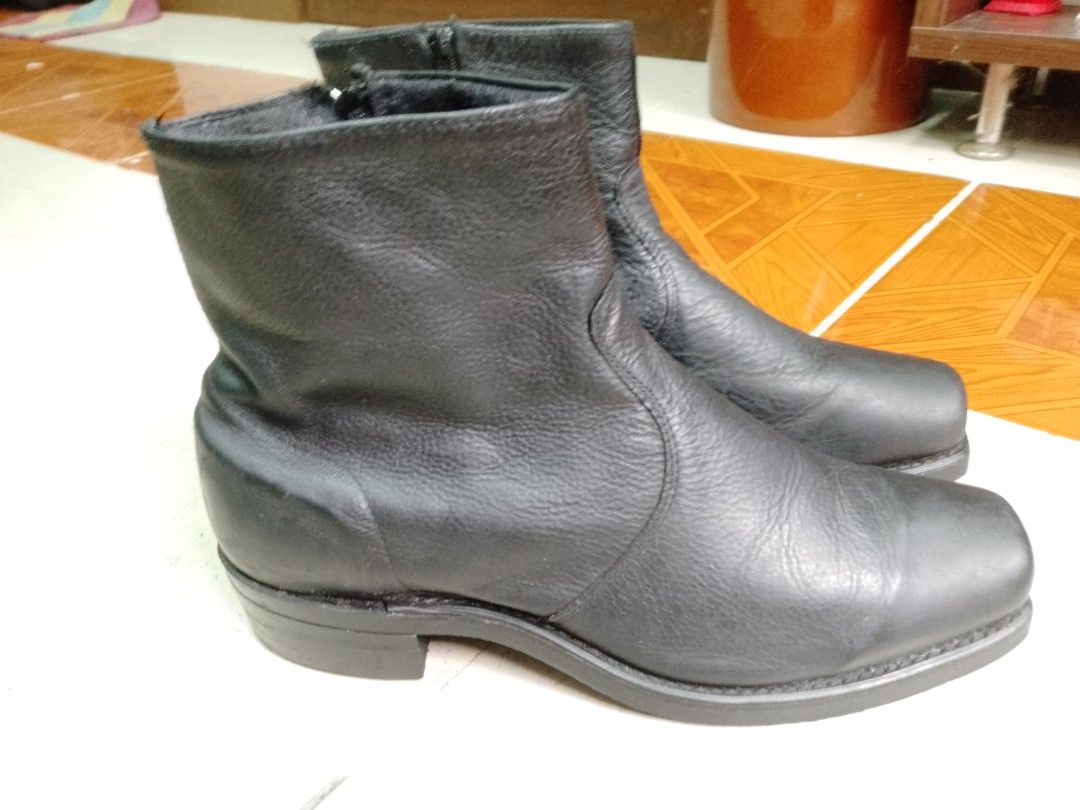 Swiss online made boots