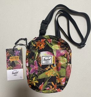 (Category: ) located in . Submitted by mayangs.clothingbuffet (Listing ID 1265084269, Image 1). Description: .