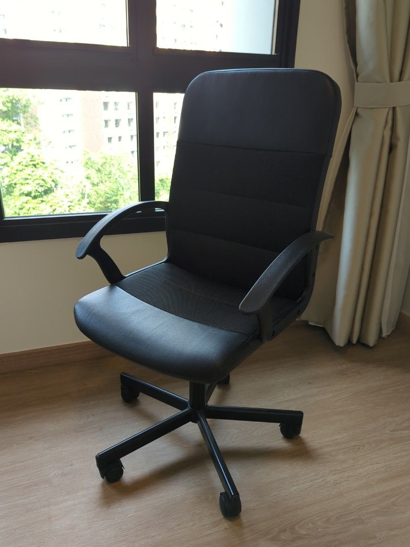 Craigslist top poang chair