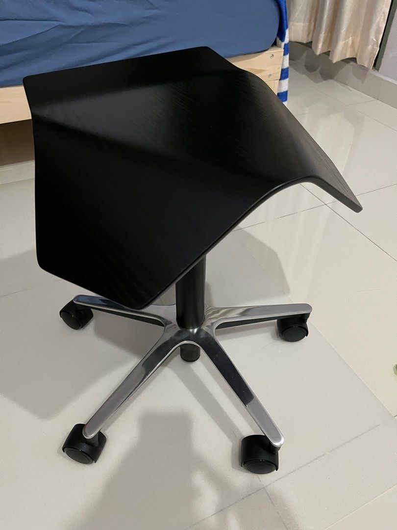 ILOA Saddle Chair Black Furniture Home Living Furniture