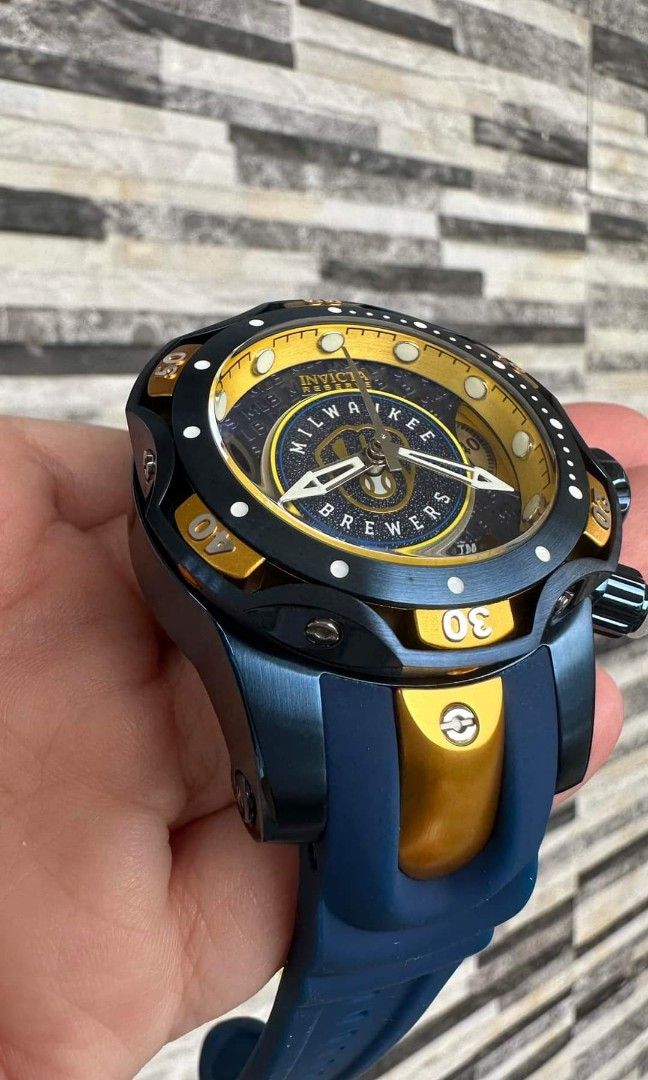Invicta shop mlb watches