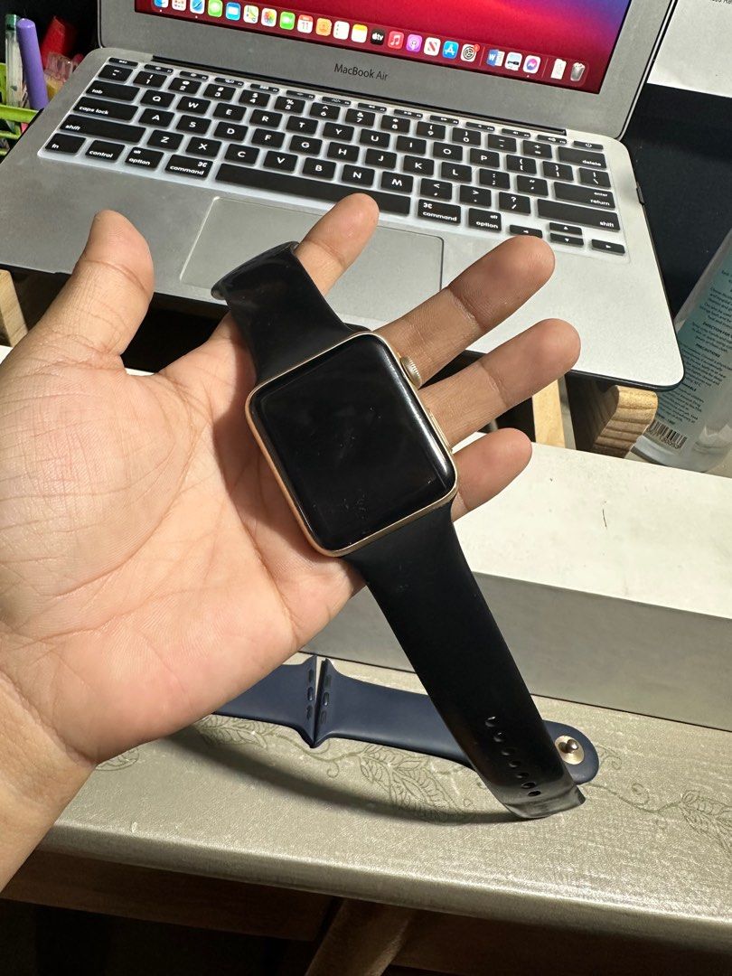 Iwatch series deals 2 42mm