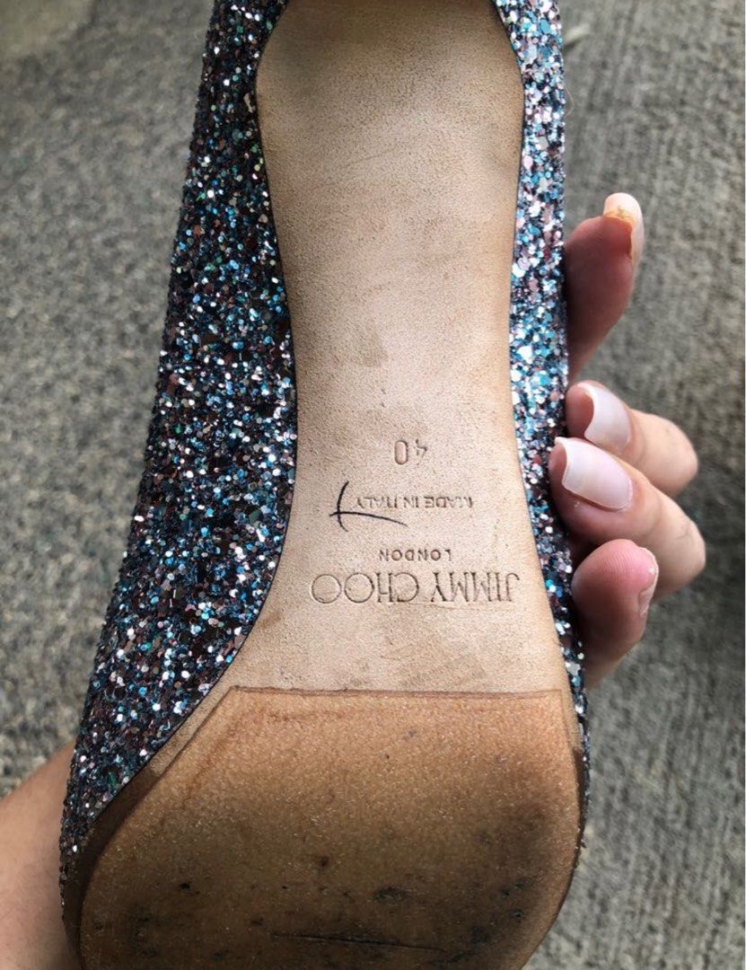 Jimmy Choo Romy 85 Glitter Pumps (Category: Sneakers & Footwear) located in Manila. Submitted by everythingsale101 (Listing ID 1265128508, Image 2). Description: Jimmy Choo Authentic Romy 85 Glitter Pumps Size 40 With sole protector No inclusions Needs cleaning lang, ganda pa nito; well used; manage expectations; normal signs of usage; detailed photos posted.