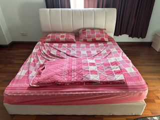 (Category: ) located in . Submitted by ykphuah (Listing ID 1265053059, Image 1). Description: .
