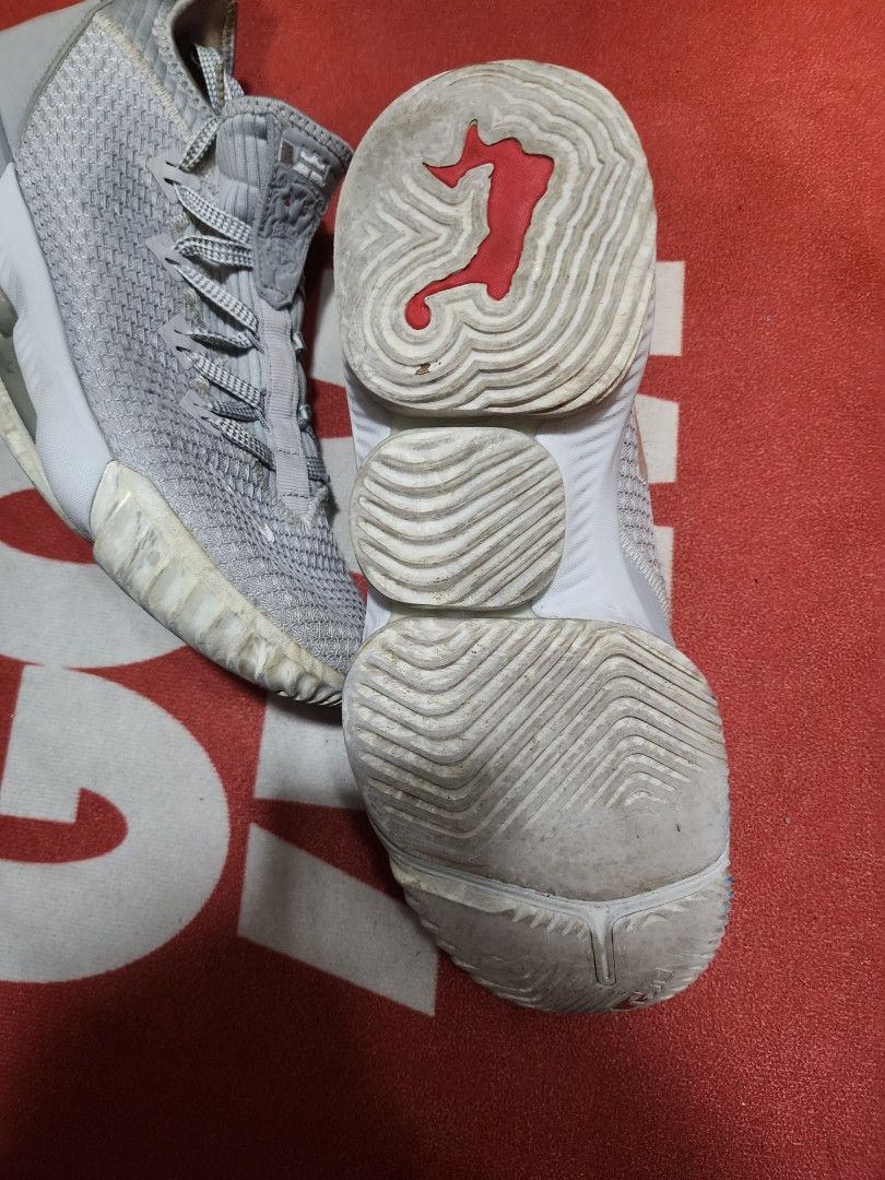 Lebron 16 new arrivals yeezy