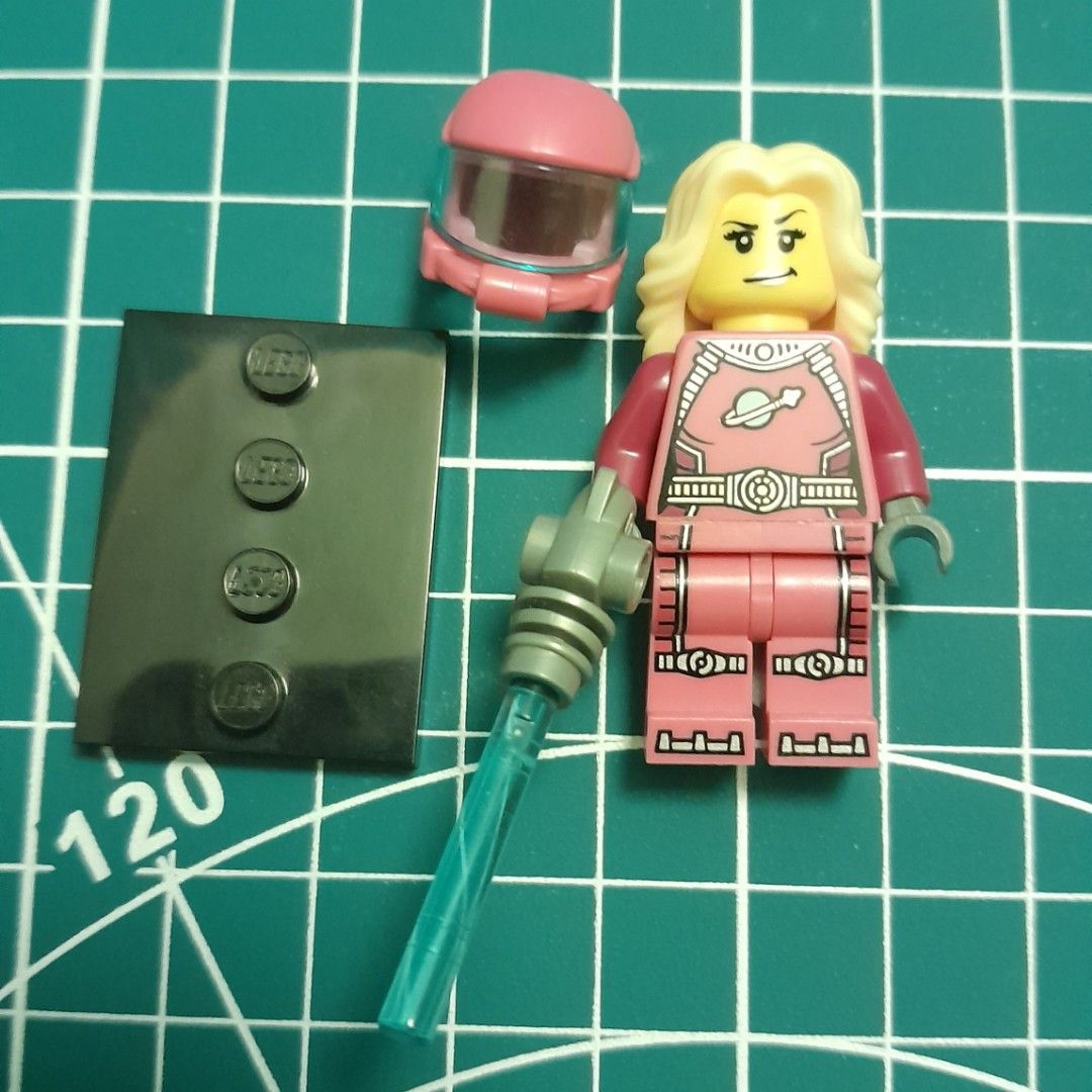 Lego intergalactic girl shop