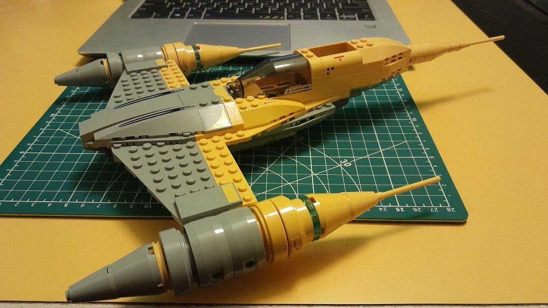 Lego star wars naboo starfighter 2025 75092