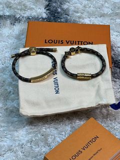 Louis Vuitton Vivienne bracelet (M6773E) in 2023  Women accessories  jewelry, Women accessories, Everyday accessories