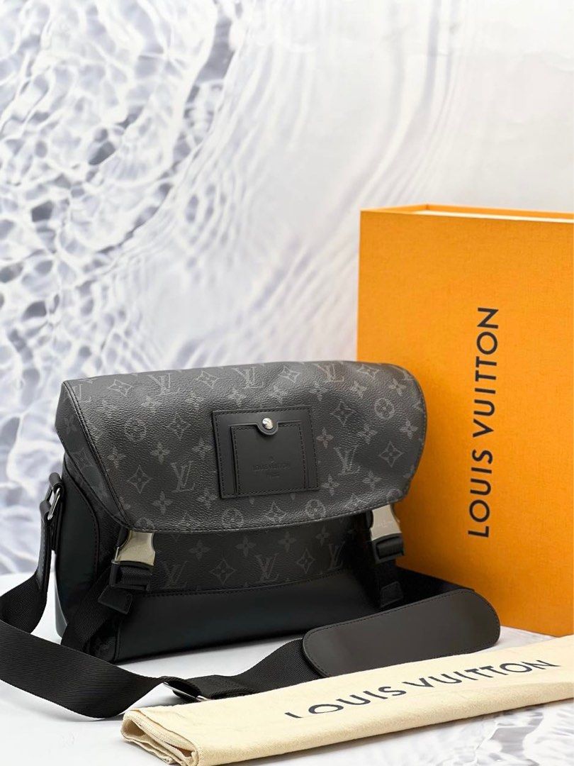 Louis+Vuitton+District+Monogram+Eclipse+Messenger+Bag+PM+Black+Canvas for  sale online