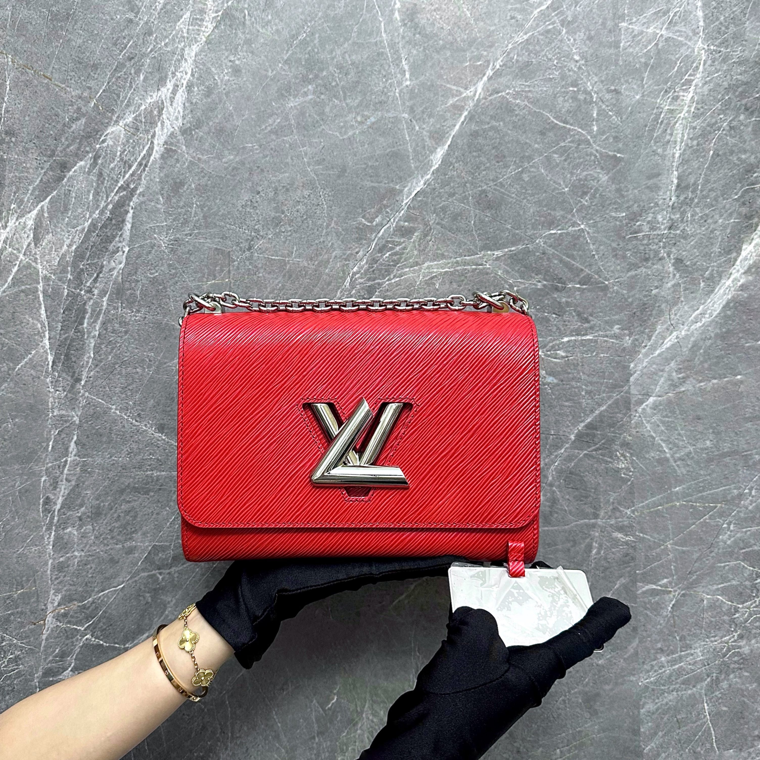 Lv twist store red