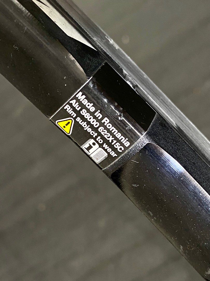 Mavic Ksyrium SLS Carbon Hub Wheelset, Sports Equipment, Bicycles