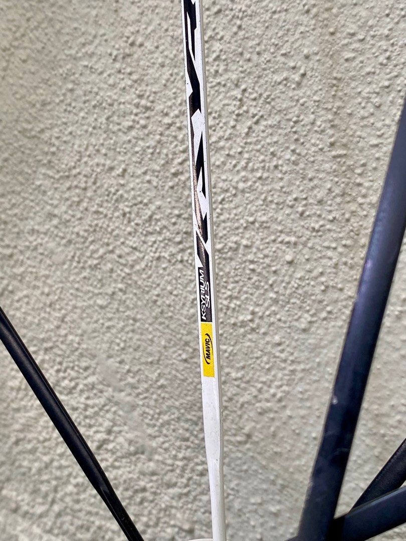 Mavic Ksyrium SLS Carbon Hub Wheelset, Sports Equipment, Bicycles