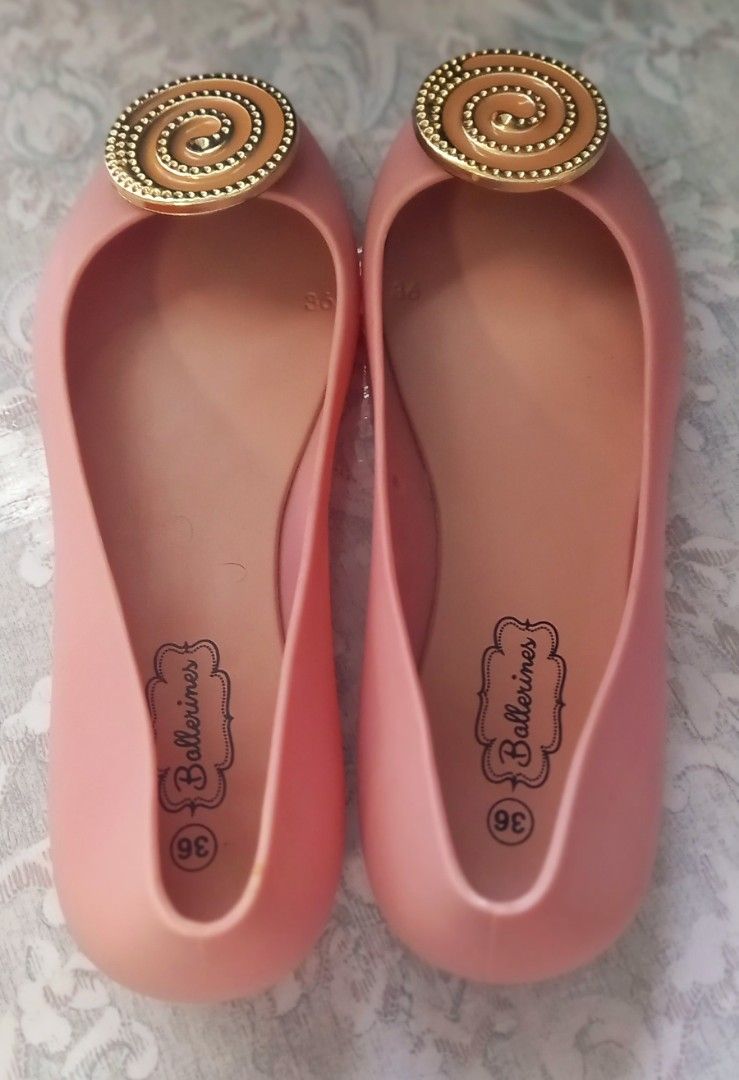 Mendrez Jelly Flat Shoes