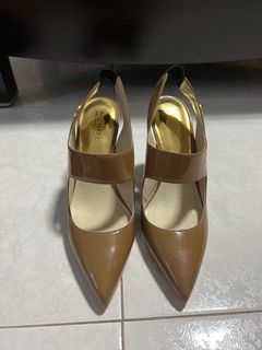 Michael kors sandals black and gold cheap