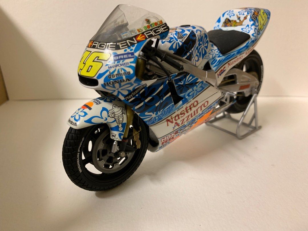 minichamps motogp 1/12 -8部, 興趣及遊戲, 收藏品及紀念品, 古董收藏