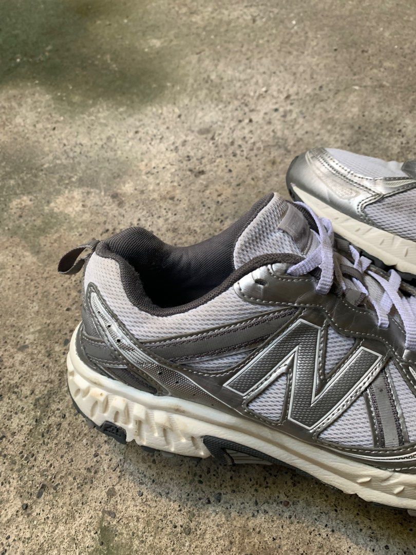 NEW BALANCE 410 v3 Men s Fashion Footwear Sneakers on Carousell