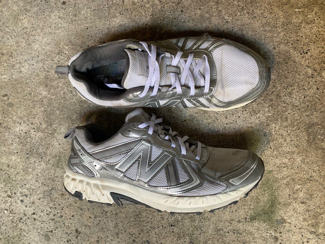 NEW BALANCE 410 v3 Men s Fashion Footwear Sneakers on Carousell